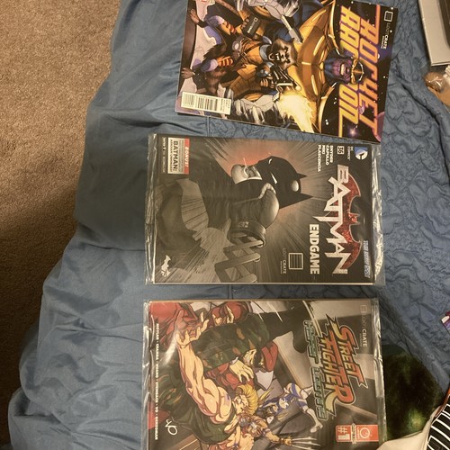 Loot crate exclusive - loot, comics